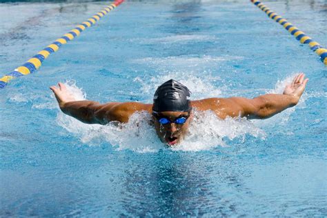 mwimming